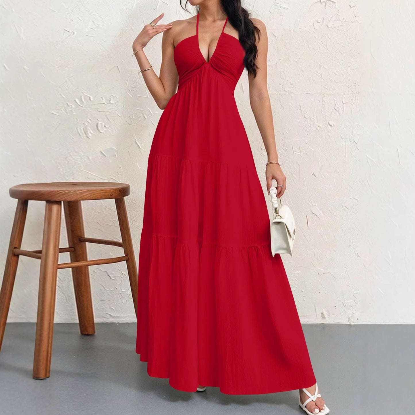 Minimalist Sleeveless Open-Back Halter Maxi Dress
