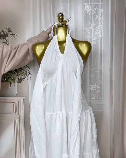 Minimalist Sleeveless Open-Back Halter Maxi Dress